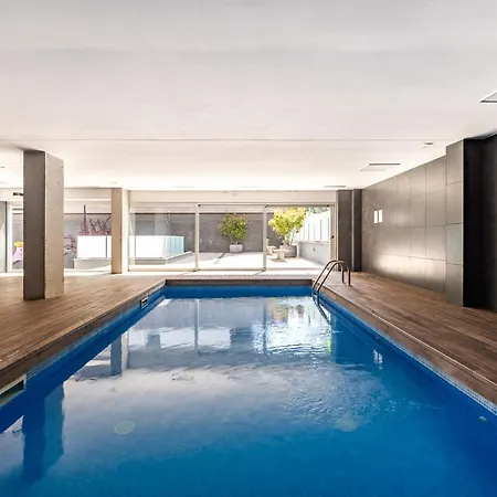 Apartment Forum 2 And Pool Barcelona