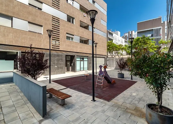 Forum 2 And Pool Barcelona Apartamento Sant Adria de Besos
